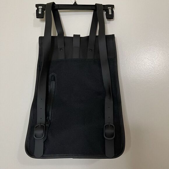 RAINS Waterproof Backpack Black Laptop bag sleek design HBO MAX branded NWT $110 - Picture 3 of 8